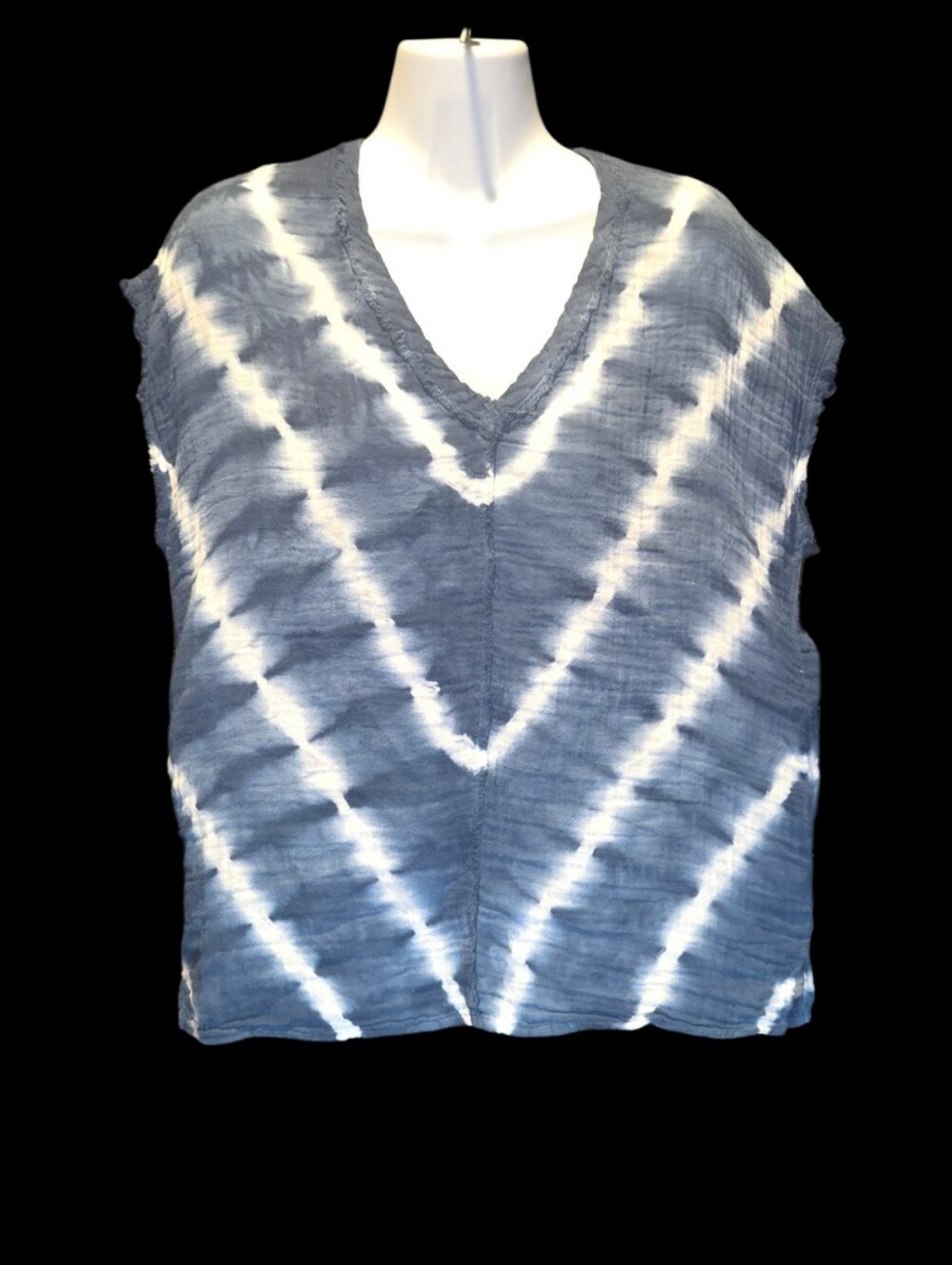 Michael Stars 100% Cotton Navy & White Chevron Tie-Dye V-Neck Tank